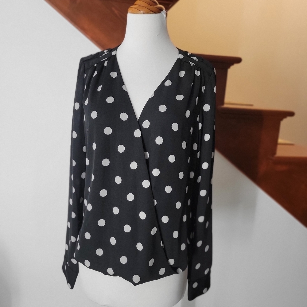 White House Black Market polka dot blouse Size 8 black white retro